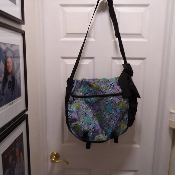 LL Bean Traverse Commuter Laptop Computer Messenger Bag Travel - Picture 1 of 10